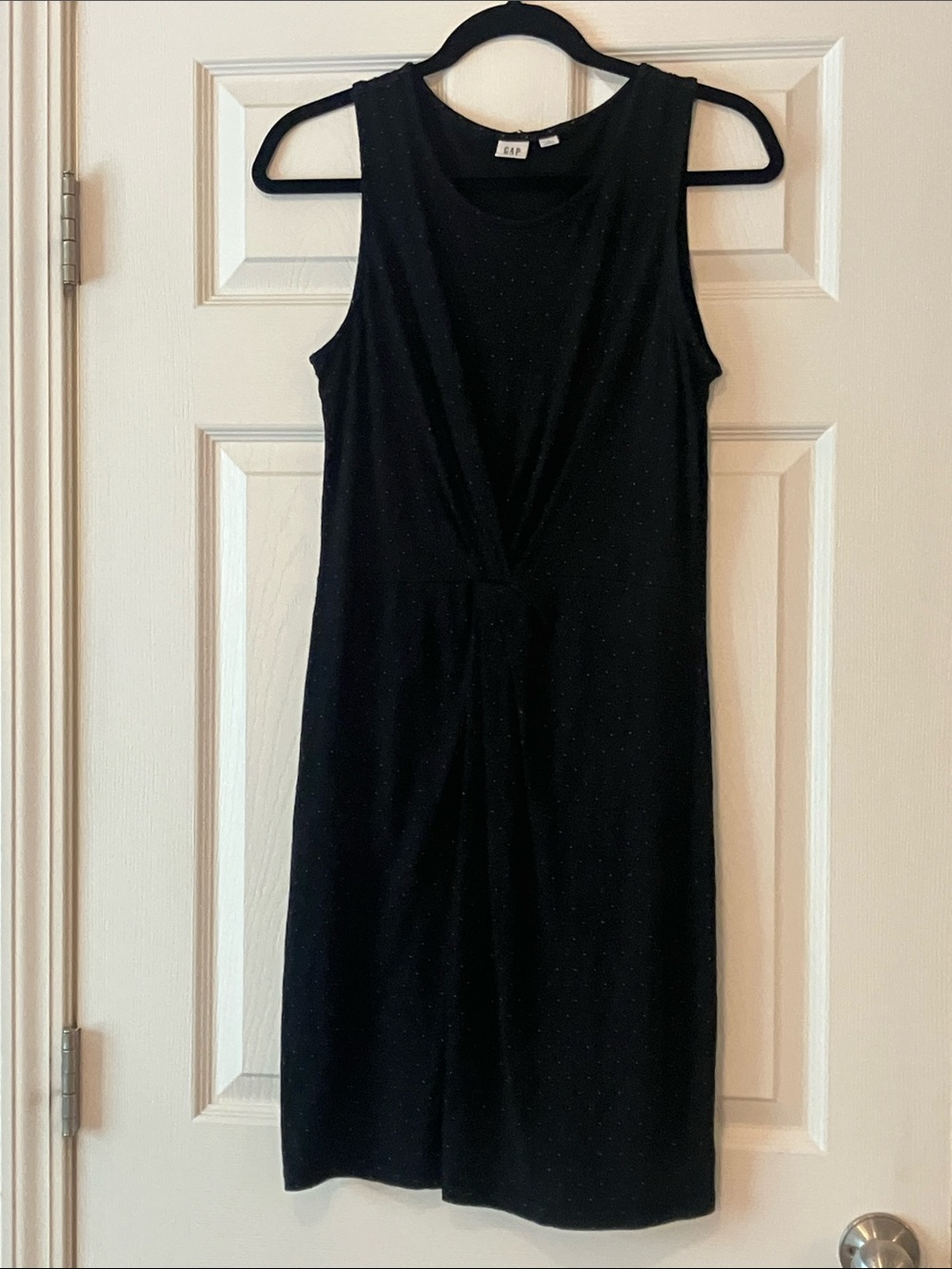 GAP Black Sleeveless Twist-Detail Midi Dress with small dot pattern